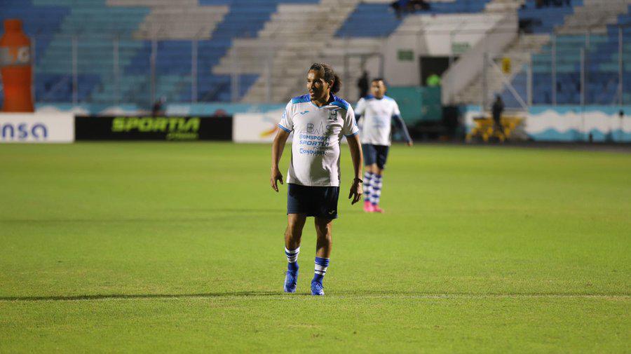 Rambo de León refleja molestia con selección de Honduras: “Es bueno agarrarse a trompadas