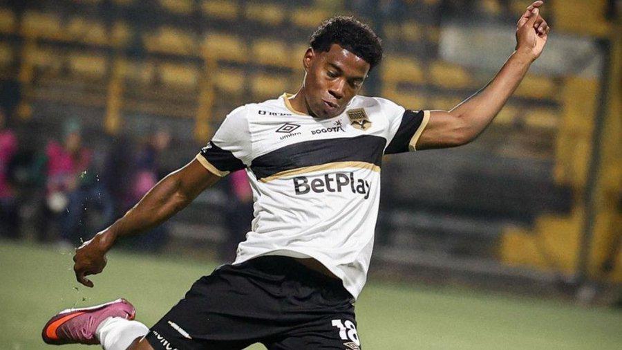 Dereck Moncada sube de valor y este es su nuevo precio tras buen momento en Colombia