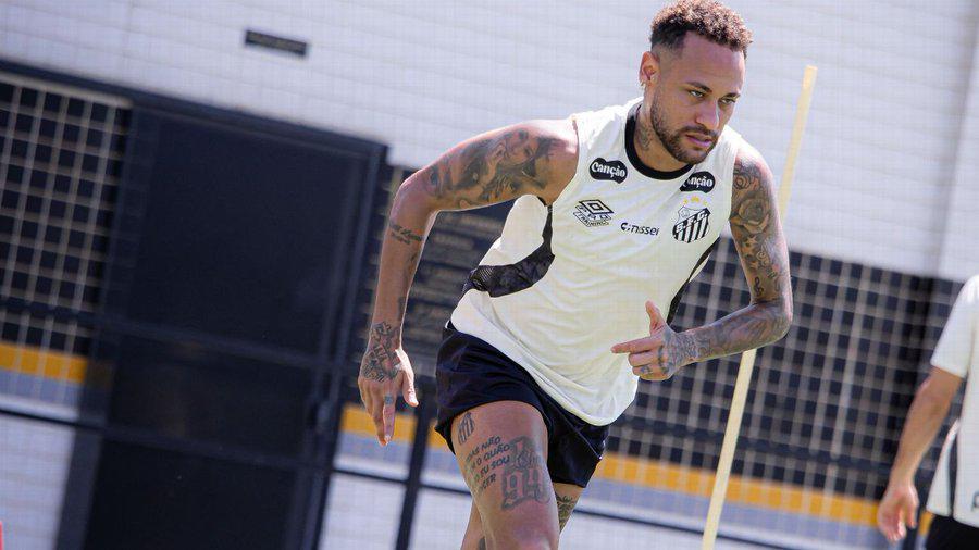 Neymar sacude al mundo del fútbol con la decisión que pretende tomar