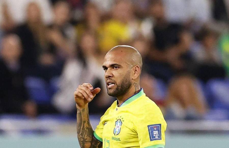 Dani Alves provoca guerra en su familia por su última decisión, ¿el motivo?