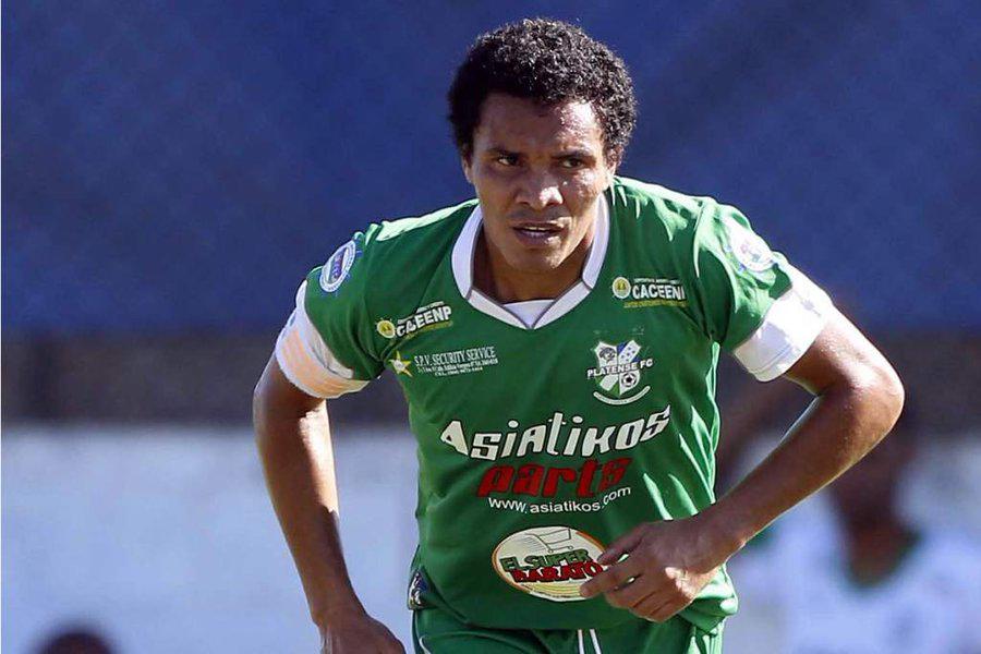 Rambo de León refleja molestia con selección de Honduras: “Es bueno agarrarse a trompadas