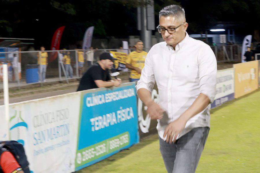 Quitan licencia a equipo en Costa Rica tras que su presidente fuera extraditado por narcotráfico