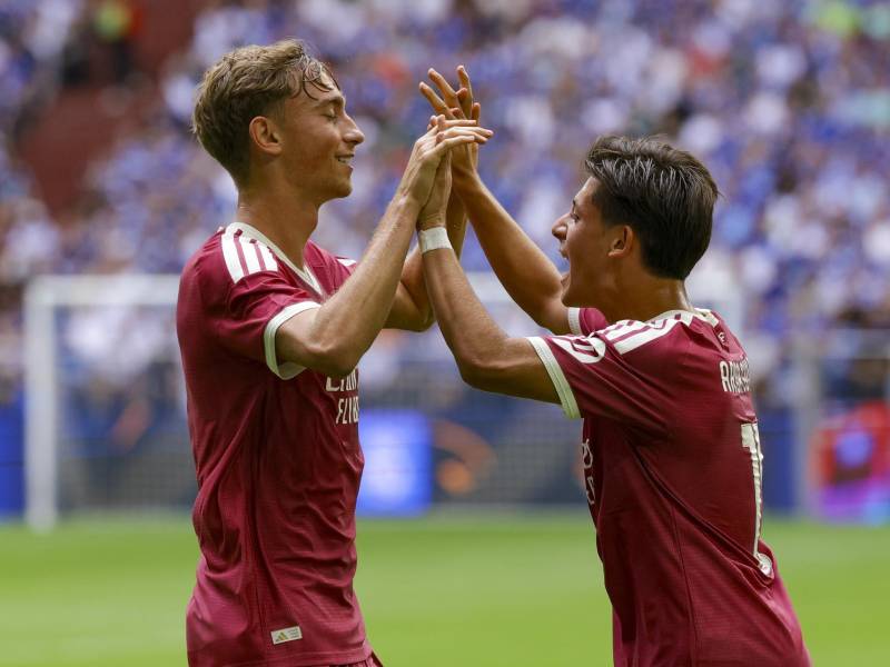 Real Madrid saca su artillería y aplasta al Schalke 04 en su último amistoso