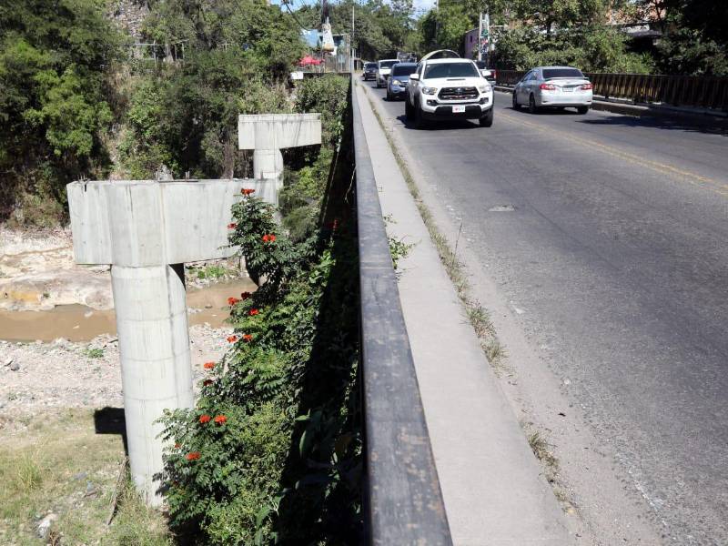 La ampliación del puente Germania sigue sin ejecutarse, a pesar de los estudios contratados y de los recursos destinados para su rediseño.