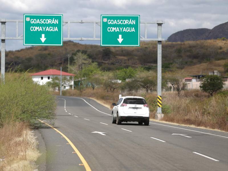 El proyecto fue realizado en 20 años (en los últimos cinco gobiernos), pero no se ha convertido en el corredor logístico que prometieron.