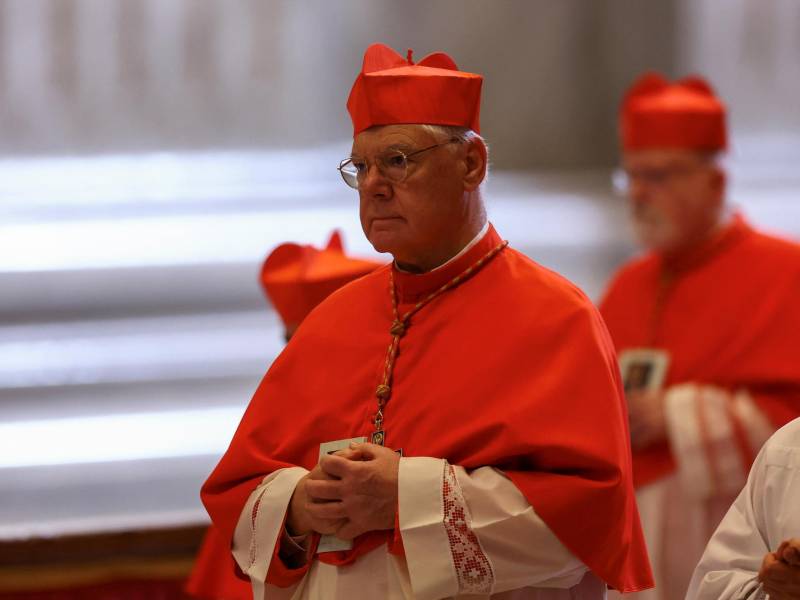 “Todos los dictadores dividen”, dijo el Cardenal Gerhard Ludwig Müller de Alemania, quien chocó con Francisco.