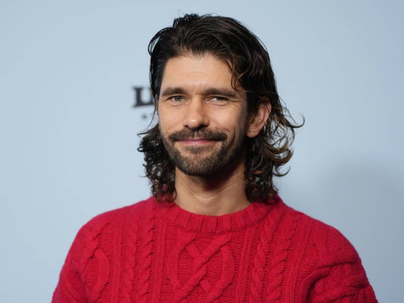 Ben Whishaw da voz a Paddington, quien regresa para la tercera entrega de su serie fílmica con “Paddington en Perú”.