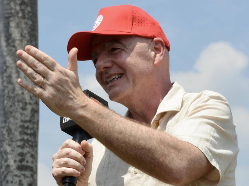 Infantino envió sus condolencias a las familias de las víctimas y apoyo a los damnificados.