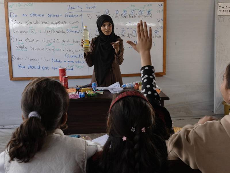 A lesson on healthy and unhealthy foods at an Academy of Hope school in Khan Younis, Gaza Strip, on Feb. 8, 2026. Quietly, and despite considerable risk, a network of free private schools for war orphans and other children has sprouted in the Gaza Strip, as the brainchild of a Palestinian American neurosurgeon, Dr. David Hasan. (Saher Alghorra/The New York Times)