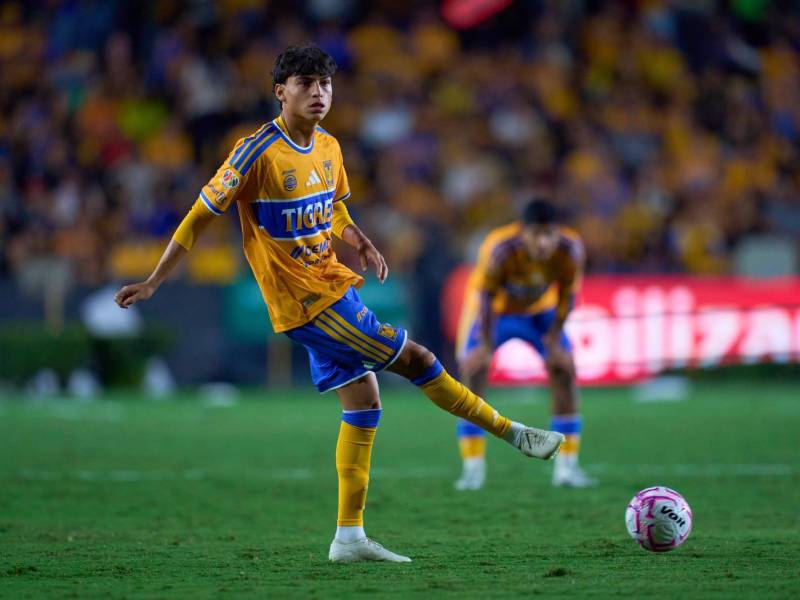 Jaidyn Contreras, el hondureño que logró debutar con el Tigres de México