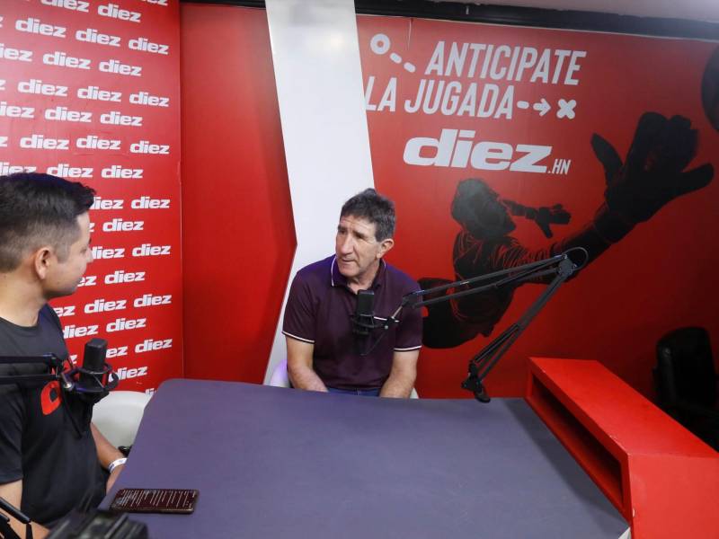 Vargas explica por qué no es amigo de Troglio, problema con Buba y jugador que le llegó con un balazo