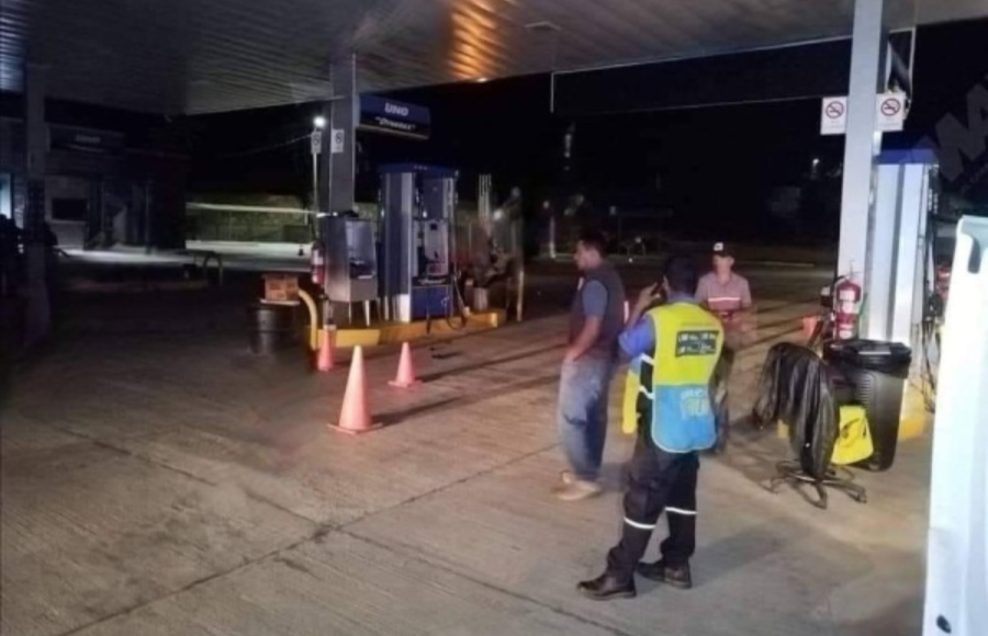 Por su chaqueta y casco logran identificar a sospechoso de matar a joven en gasolinera en Olancho