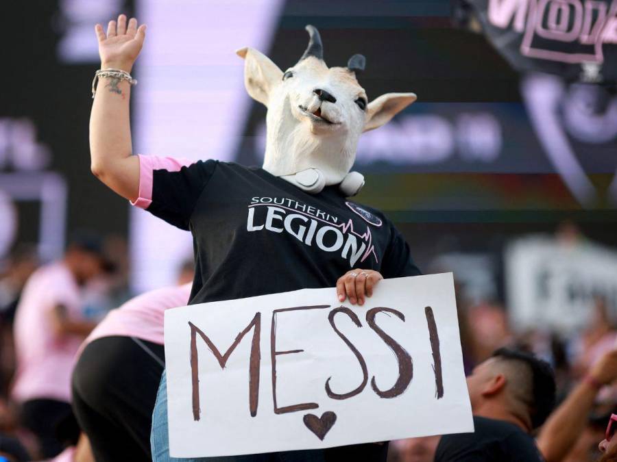 NO SE VIO EN TV: Nueva celebración de Messi con Inter Miami, Rauw Alejandro en el estadio y el niño que lloró por Lionel