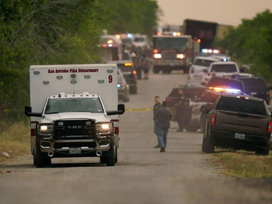 Suman 53 fallecidos; 10 podrían ser hondureños: lo que se sabe de los migrantes muertos en tráiler de Texas