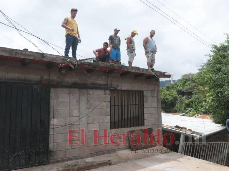 Familias evacuadas y al menos 10 viviendas afectadas: Los daños que provoca una falla geológica en la colonia Esperanza de Tegucigalpa