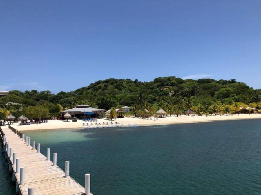 Así es Palm Beach Resort en Roatán, el lujoso resort vendido irregularmente por OABI a 36.5 millones de lempiras
