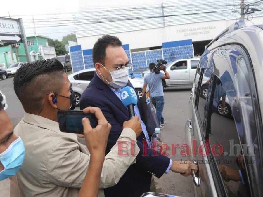 Bográn a la cárcel, Moraes a su casa: Así fue la salida del tribunal tras sentencia por caso de hospitales móviles(Fotos)