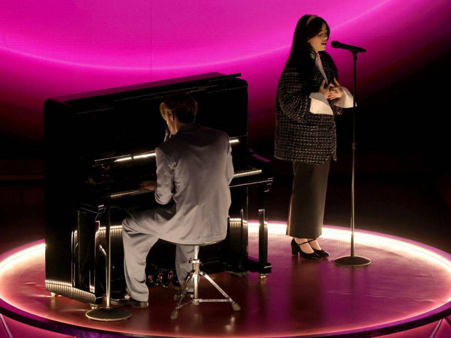 La canción de “Ken” y emotivo momento de Bocelli: los shows artísticos de los Oscar 2024