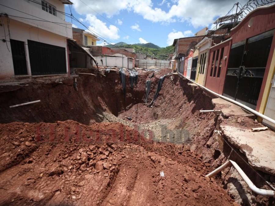 Prados Universitarios está bajo la amenaza de dos nuevos hundimientos (Fotos)