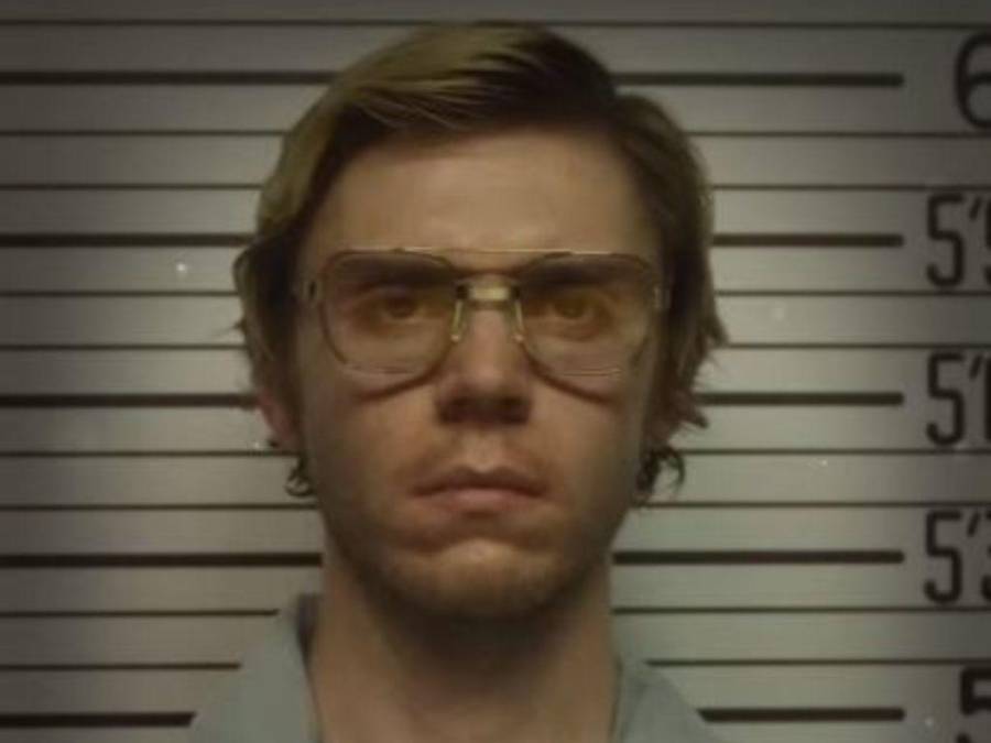 Así se preparó Evan Peters para interpretar a Jeffrey Dahmer, ‘el Caníbal de Milwaukee’