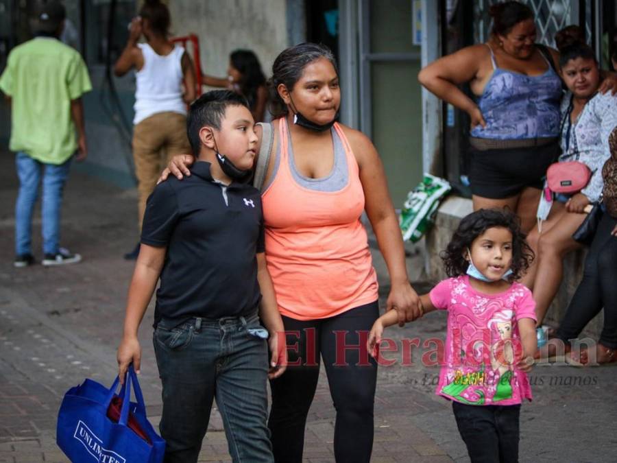 Amorosas, compresivas y fuertes, así son las madres hondureñas (Fotos)