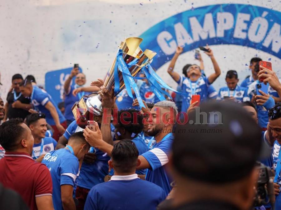 Conquista Azul y caos en las gradas: Lo que no se miró en TV de la final Motagua vs. Real España (FOTOS)