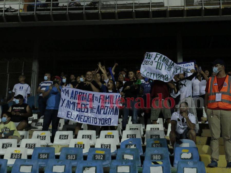 Incesante lluvia, fango y goleada: Así se vivió el triunfo de Honduras ante Jamaica