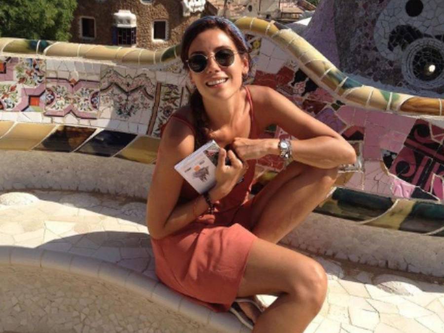 Fans de Cansu Dere alarmados tras silencio en redes sociales de la famosa actriz turca