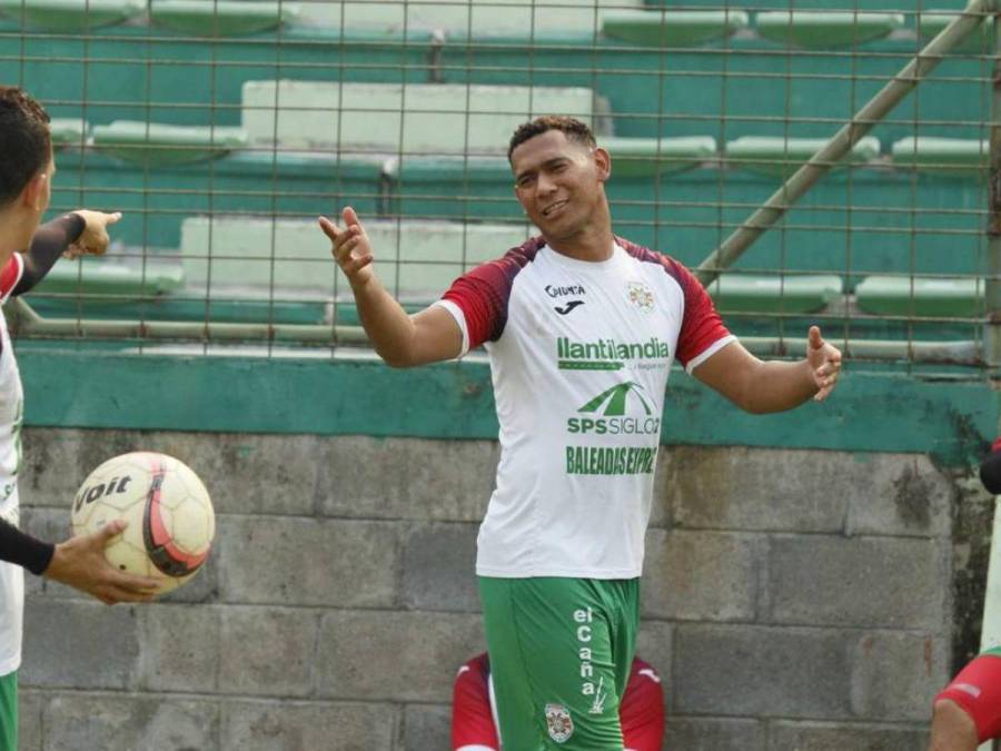 Hondureños que dejaron el fútbol para migrar a EUA; a esto se dedican
