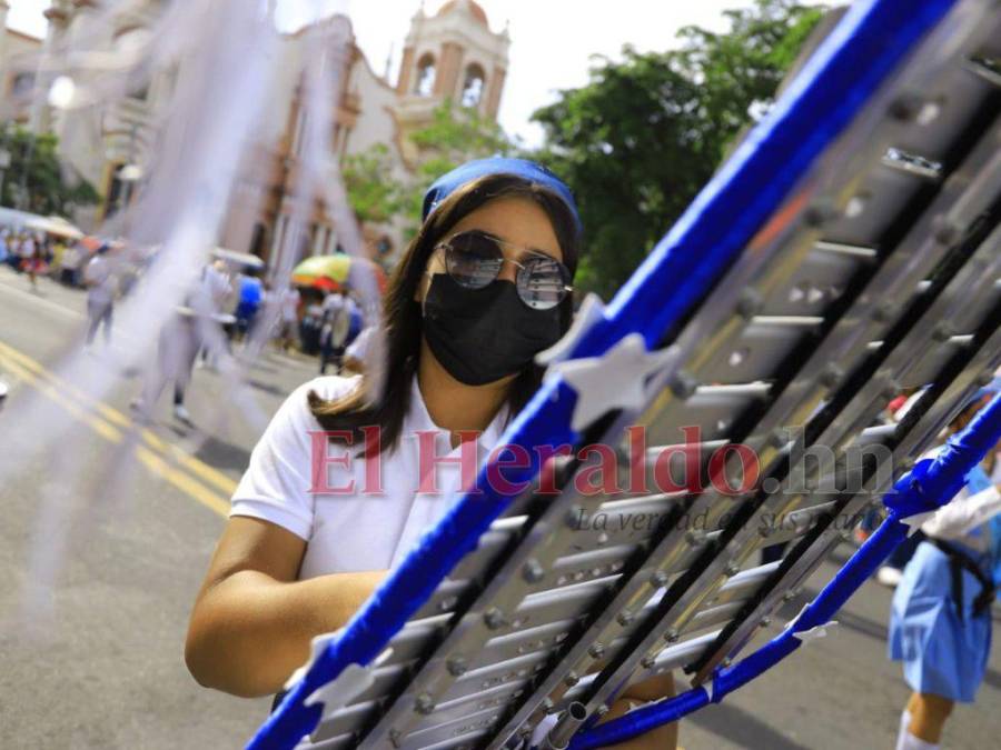 Fervor y algarabía en las fiestas de Independencia en la zona norte de Honduras (FOTOS)