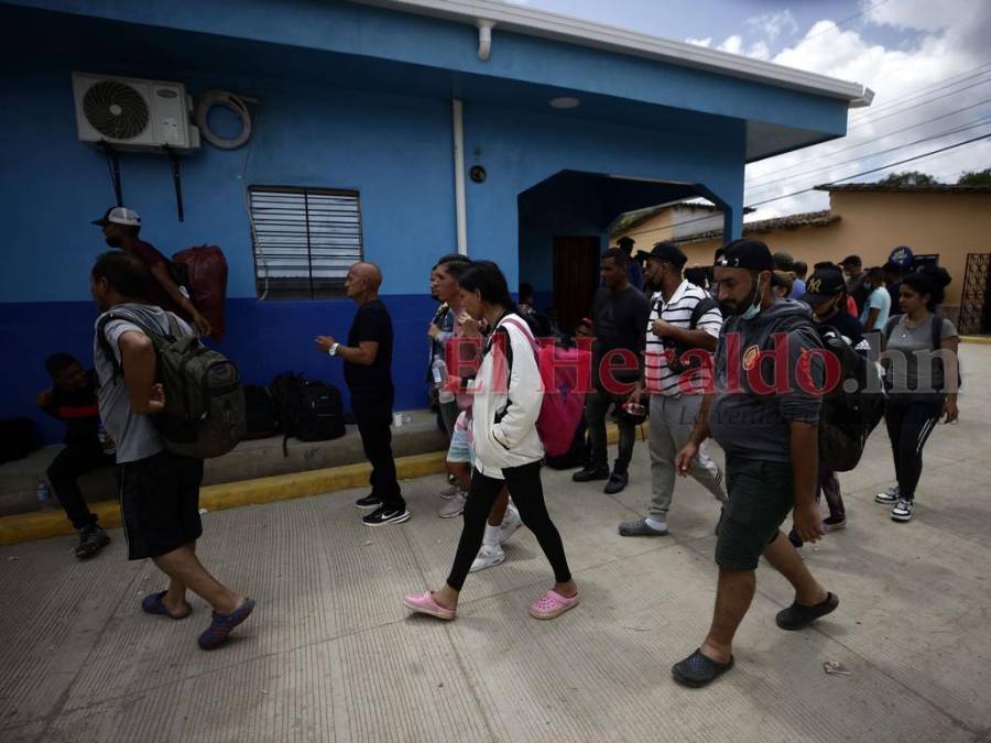 Enfermos, hambrientos y lejos de su sueño: odisea de migrantes en su paso por Honduras