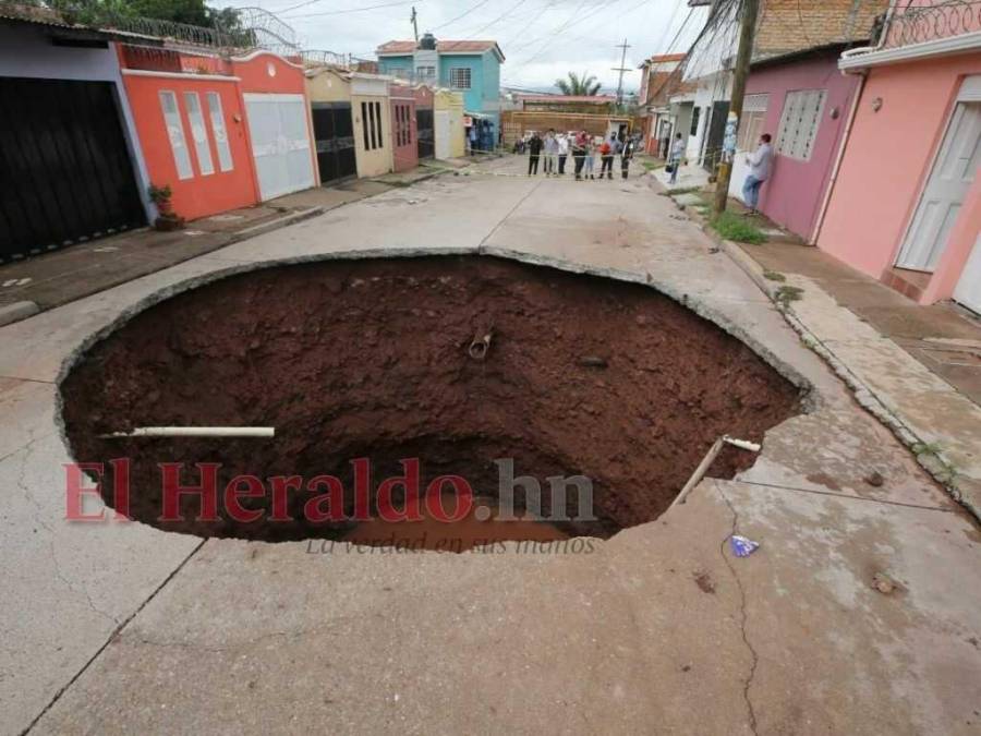 Destrucción y ruinas: lo que dejó la lluvia en su paso por la capital