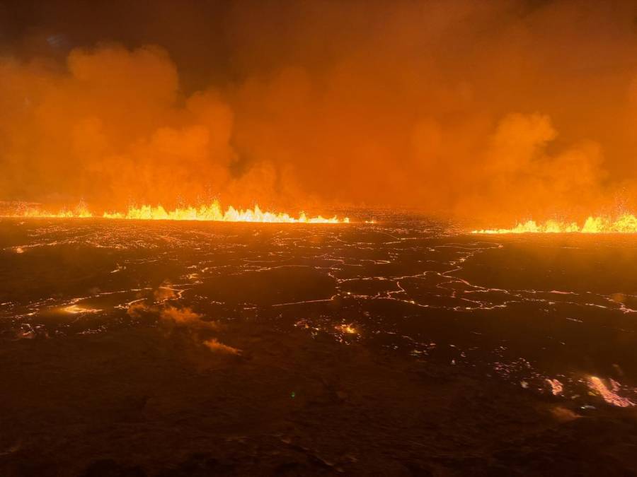 Las impactantes imágenes de la erupción del volcán en Islandia