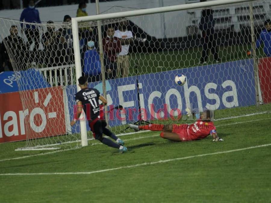 Aniquiló a su exequipo y acercó a Motagua a la 18, las hazañas de Ángel Tejeda