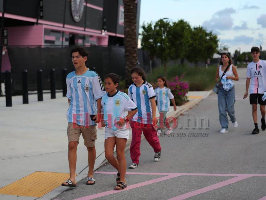 Locura por Messi: Así se vivió el entrenamiento de Argentina en Miami