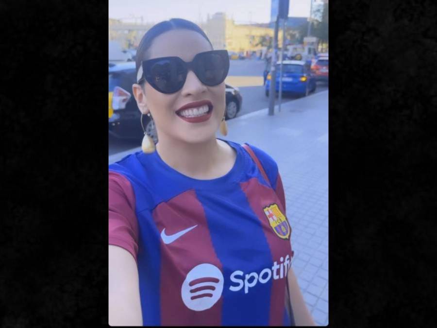 Carolina Lanza sorprende en partido del Barcelona, ¿cuál fue el motivo de su presencia?