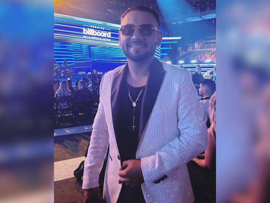 Orgullo catracho: así lució Tailo Paz, el cantante hondureño que deslumbró en los Premios Billboard 2023