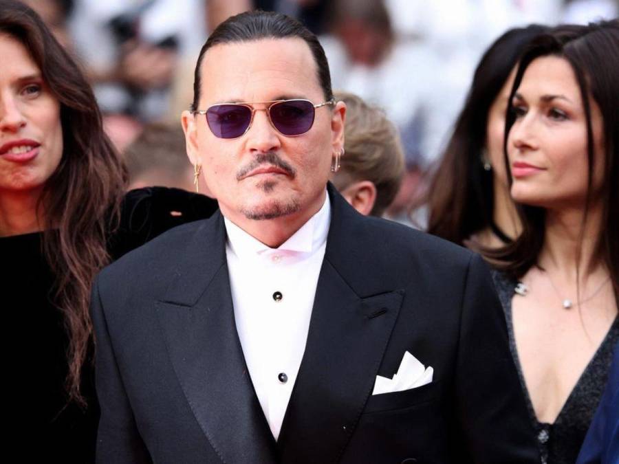En su cumpleaños 60, Johnny Depp enfrenta su pasado tumultuoso y celebra su presente en Cannes
