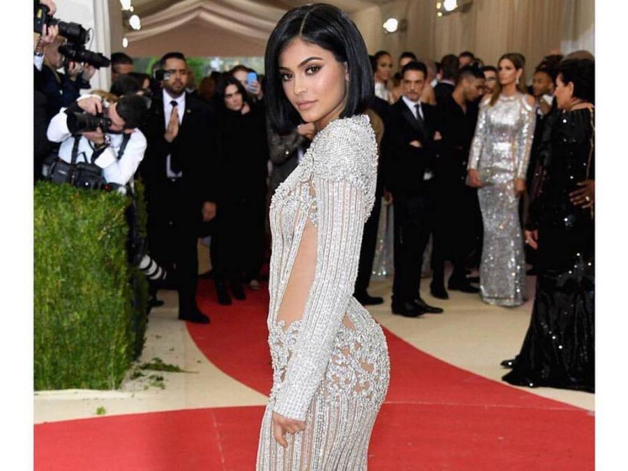 Kylie Jenner confiesa cirugía estética a los 19 años: ¿Se arrepiente?