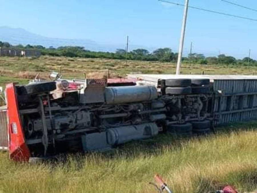 Así fue el fatal accidente que dejó dos muertos y siete heridos en Olanchito, Yoro