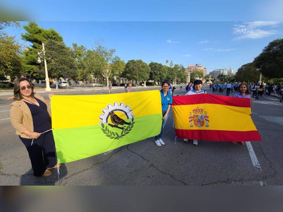 Hondureños conmemoran 202 años de independencia con desfile en Valencia, España