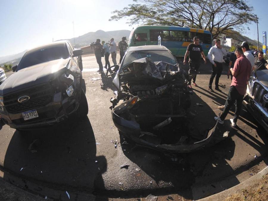 “Nos arrastró por 50 metros”: las imágenes más impactantes del accidente en anillo periférico