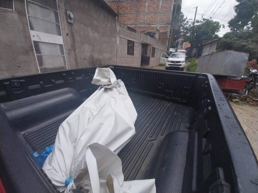 Policías acuden a Villa Nueva por tiroteo y rapto de un joven y hallan cementerio clandestino