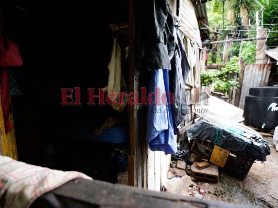 Zozobra, dolor y evacuaciones: el ambiente tras derrumbes en la colonia La Esperanza de la capital