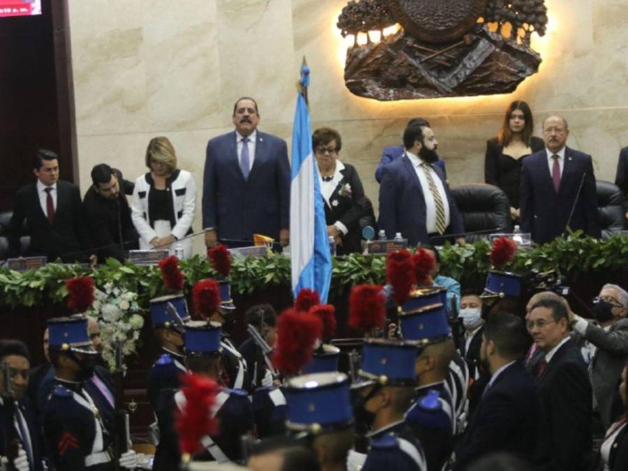 Ausencia del Partido Nacional, Argueta y Xiomara, marcaron instalación de la segunda legislatura