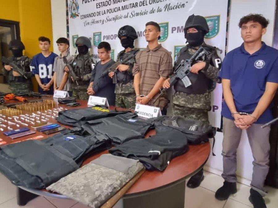 Capturan a cinco presuntos cabecillas de la Pandilla 18 en Chamelecón