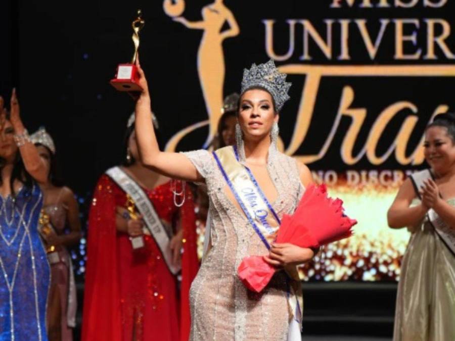 Amelia Vega, azafata trans hondureña, se corona como Miss Queen Universe