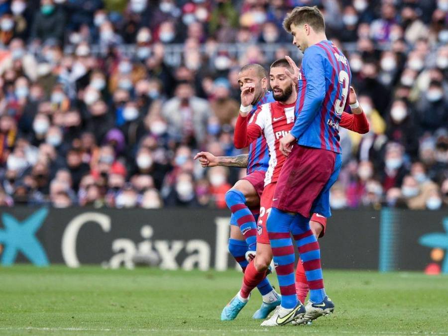 En imágenes: Locura azulgrana y decepción colchonera, así se vivió el Barça-Atleti