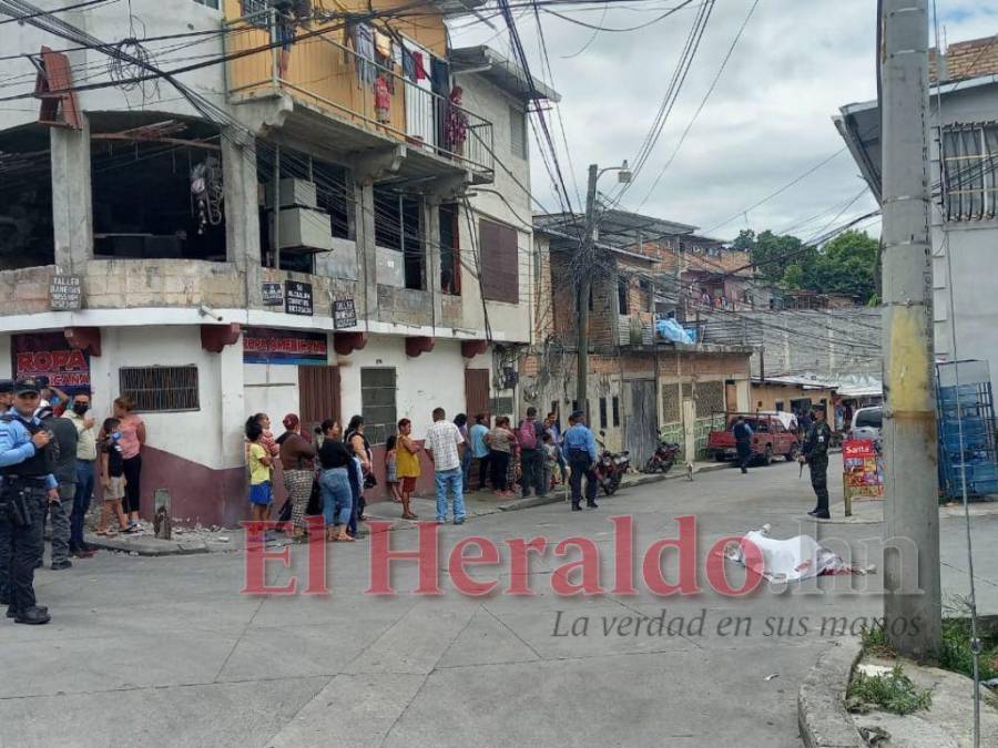 Alarma, temor y llanto: Las imágenes de la masacre en la colonia Las Torres de la capital