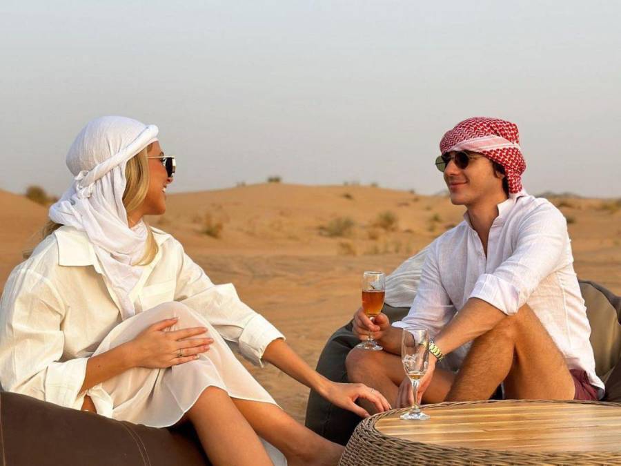 Las románticas vacaciones de Rebeca Rodríguez y su novio en los Emiratos Árabes Unidos